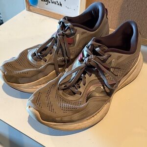 Grey and Purple Saucony PWRRUN WIDE